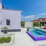 Casa Moderna